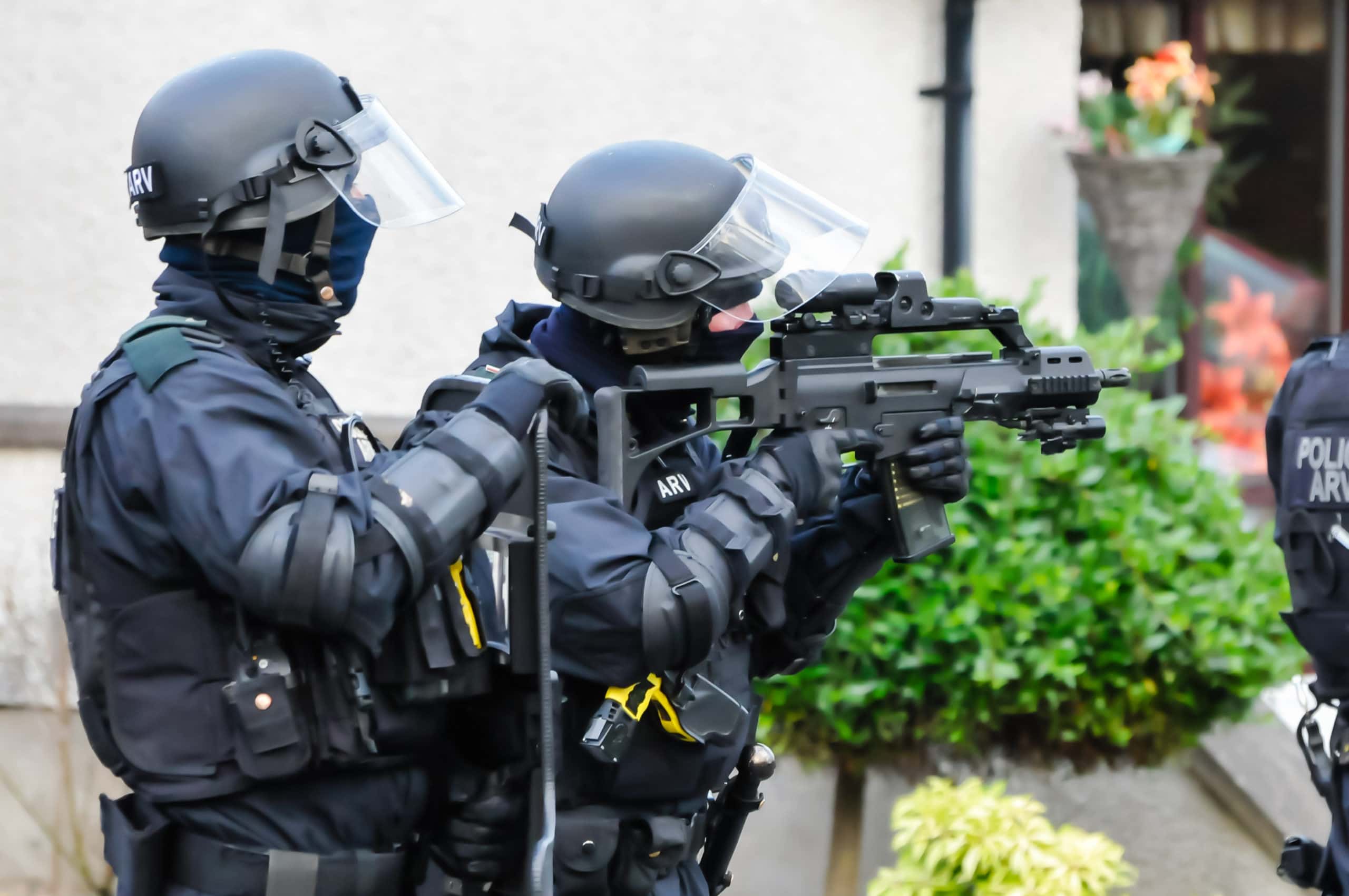 Riot Engineer What to Look For in an Optimal Riot PPE Provider - Paulson Manufacturing